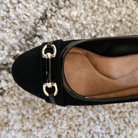 Giani Bernini Eaton Black Suede Slip On Wedge Heels - Size 6.5 - Picture 13 of 16